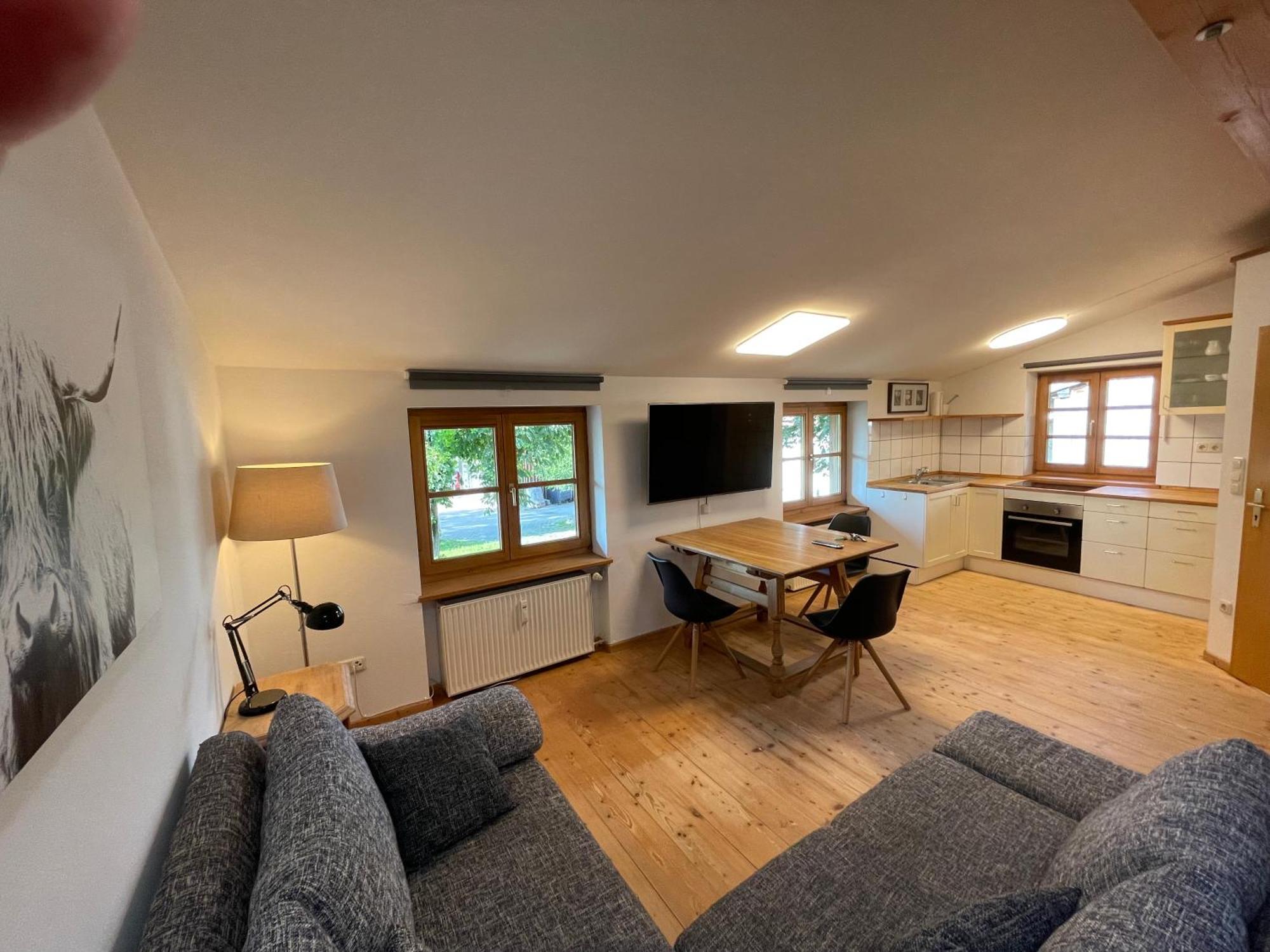 Ferienwohnungen Reschenhof Rosenheim Room photo
